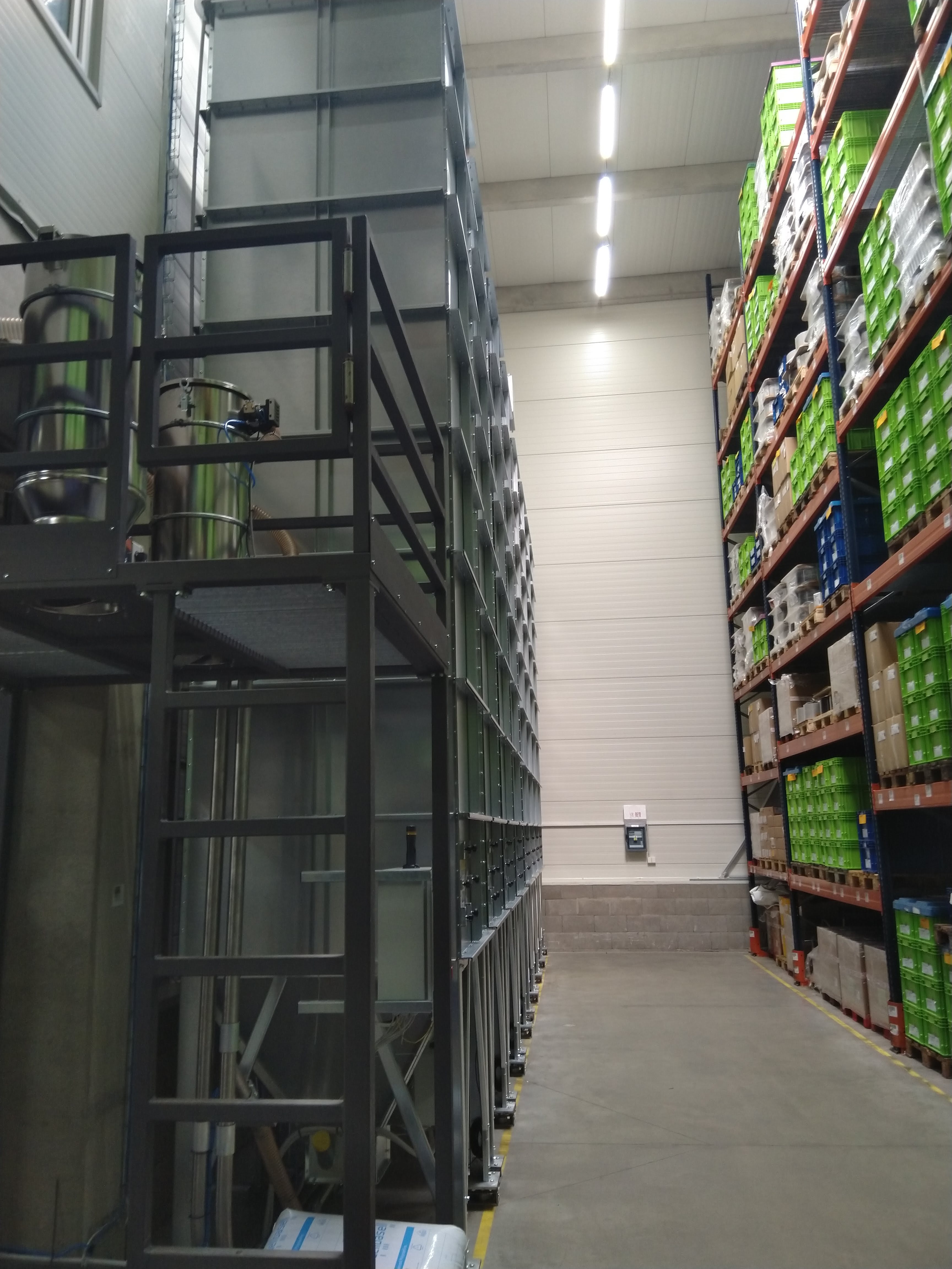 Sestava interiérovýsch sil